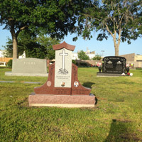 headstone monument